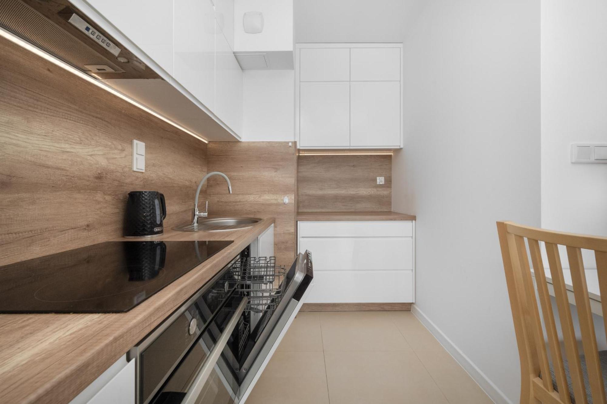 Klasyczny Apartament Z Balkonem We Wroclawiu By Noclegi Renters ภายนอก รูปภาพ