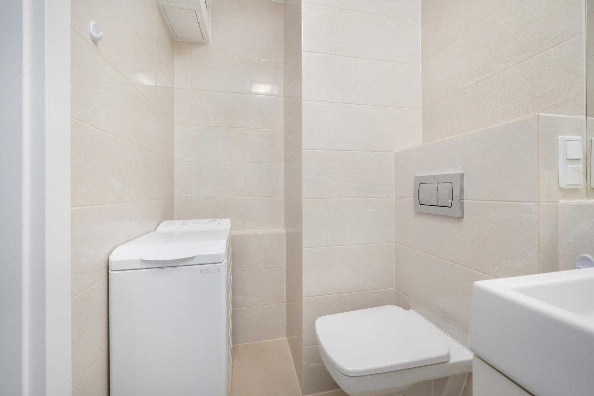 Klasyczny Apartament Z Balkonem We Wroclawiu By Noclegi Renters ภายนอก รูปภาพ