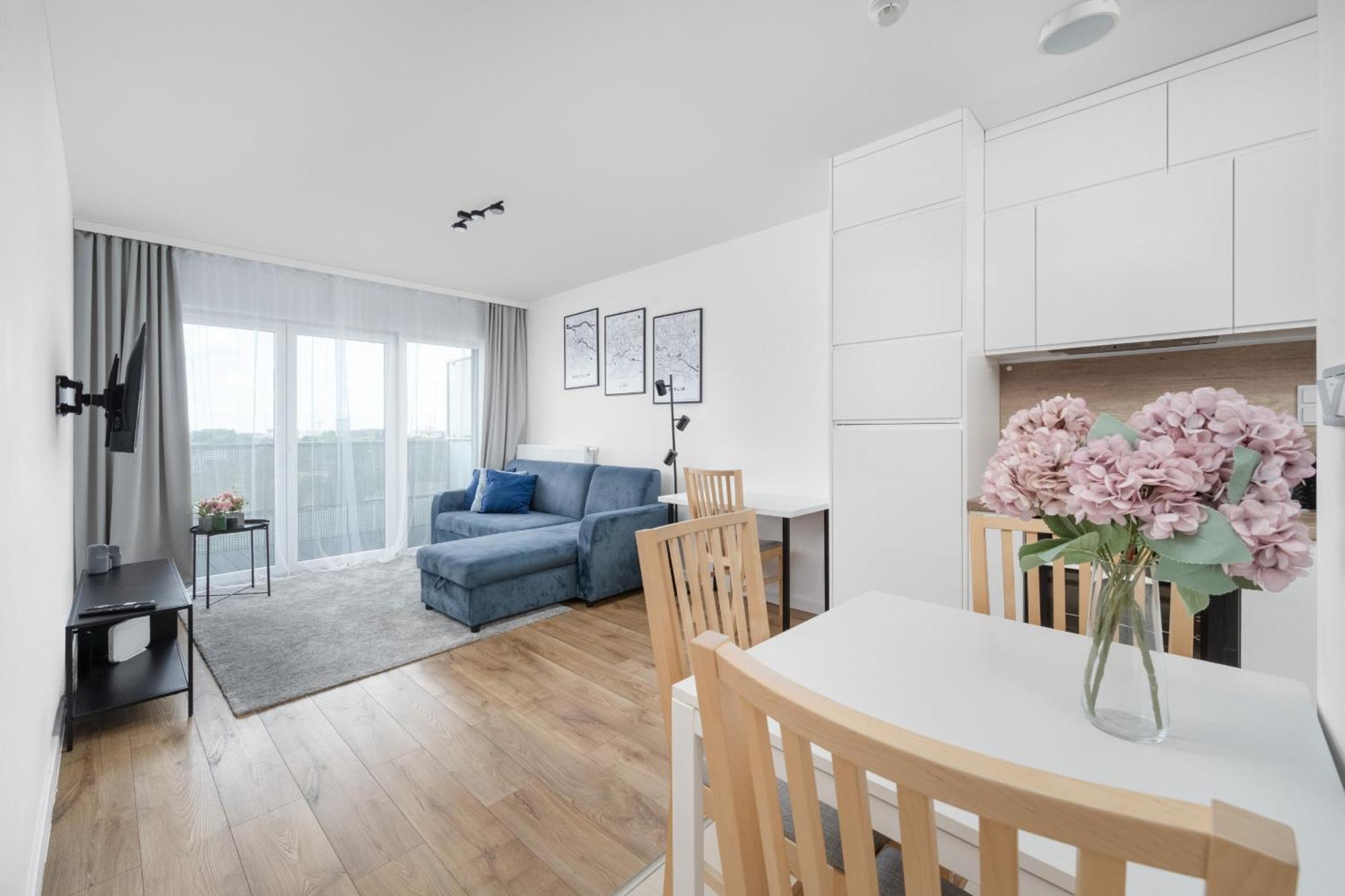Klasyczny Apartament Z Balkonem We Wroclawiu By Noclegi Renters ภายนอก รูปภาพ