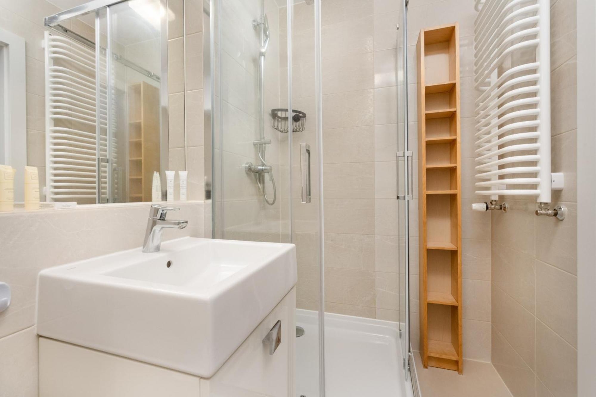 Klasyczny Apartament Z Balkonem We Wroclawiu By Noclegi Renters ภายนอก รูปภาพ